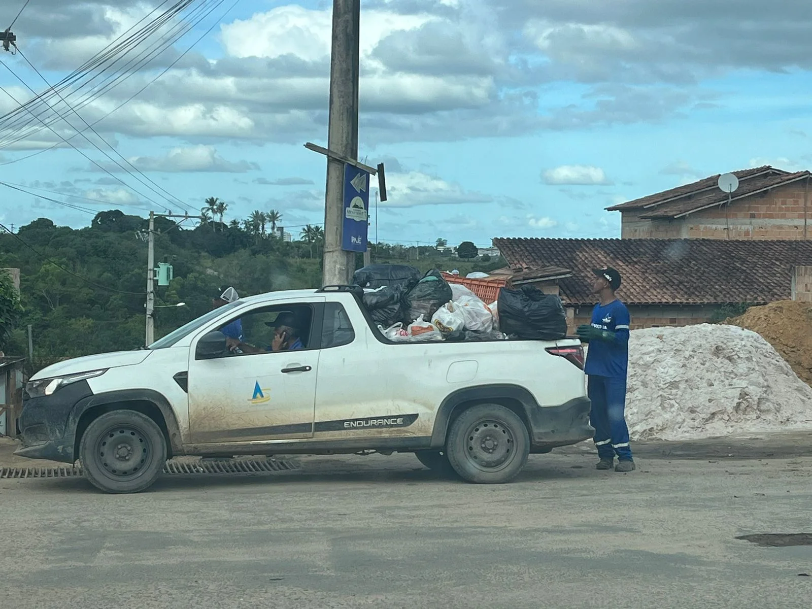 CPI do lixo e ruas imundas: Prefeito de Teixeira de Freitas ignorou alerta há dois anos atrás sobre empresa do lixo envolvida em máfia