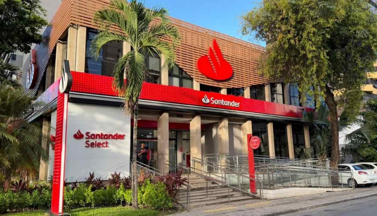 Santander abre 230 vagas com oportunidades para cidades da Bahia