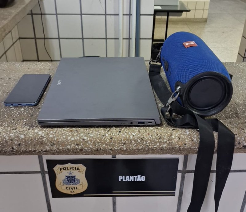 Polícia Militar prende homem por furto a residência e recupera bens da vítima em Teixeira de Freitas