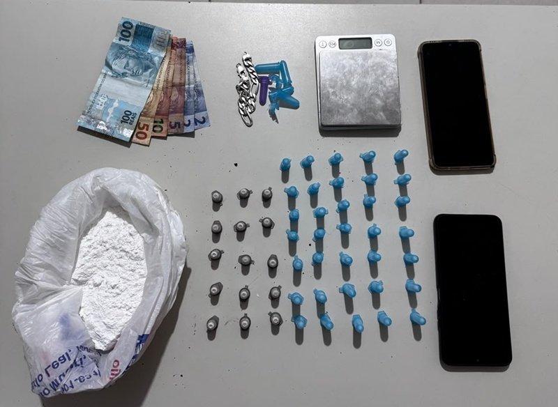 Mucuri: Homem é preso pela PMBA com cocaína em Itabatã