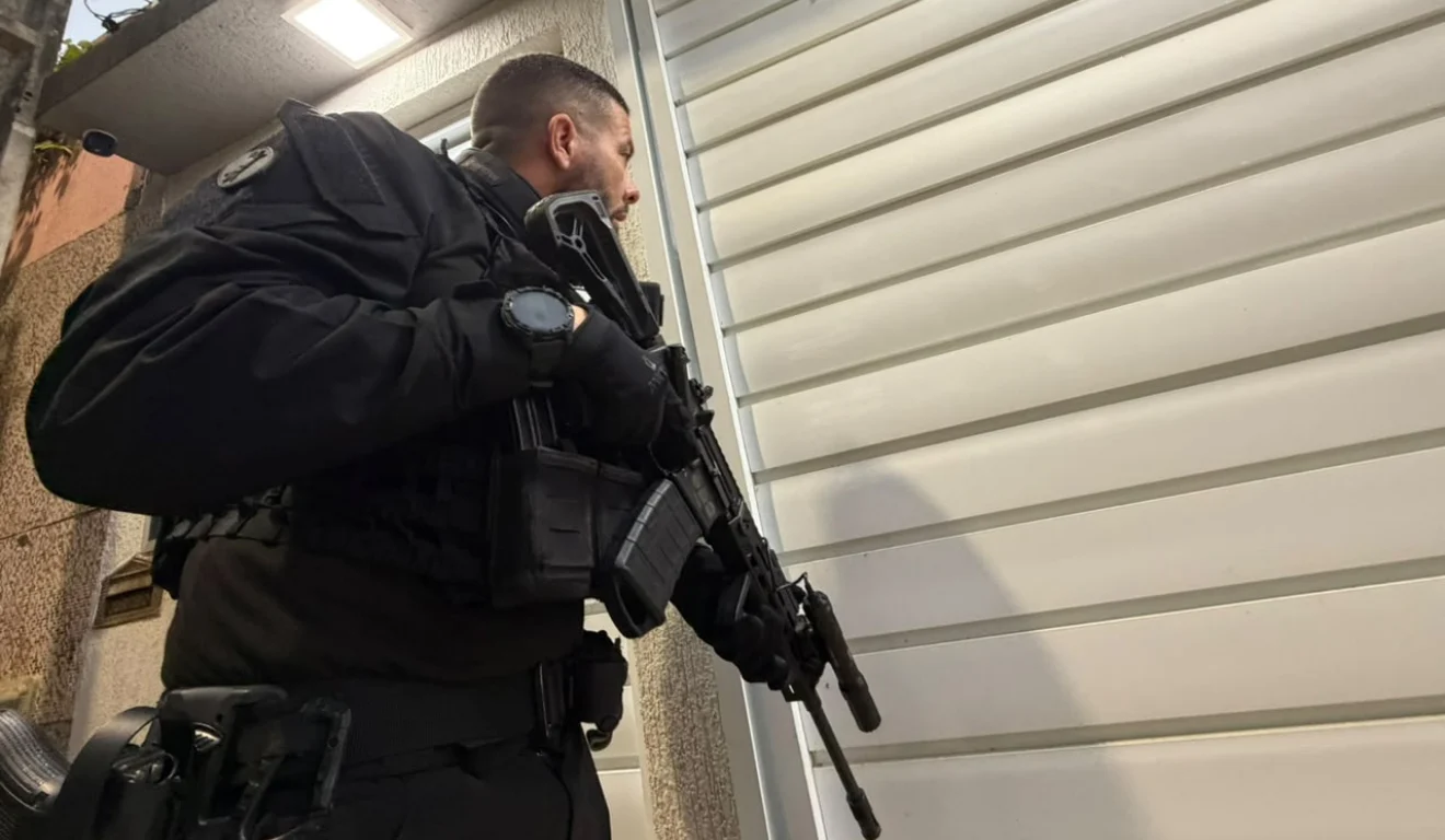 Polícia Civil deflagra operação contra tráfico de armas e drogas na Bahia e mais três estados