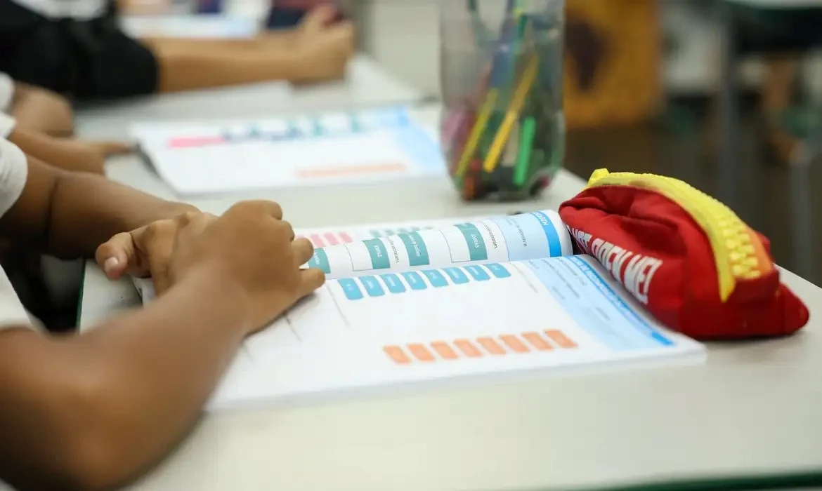 Escolas têm até 11 de setembro para conferir dados da 1ª etapa do Censo Escolar 2026