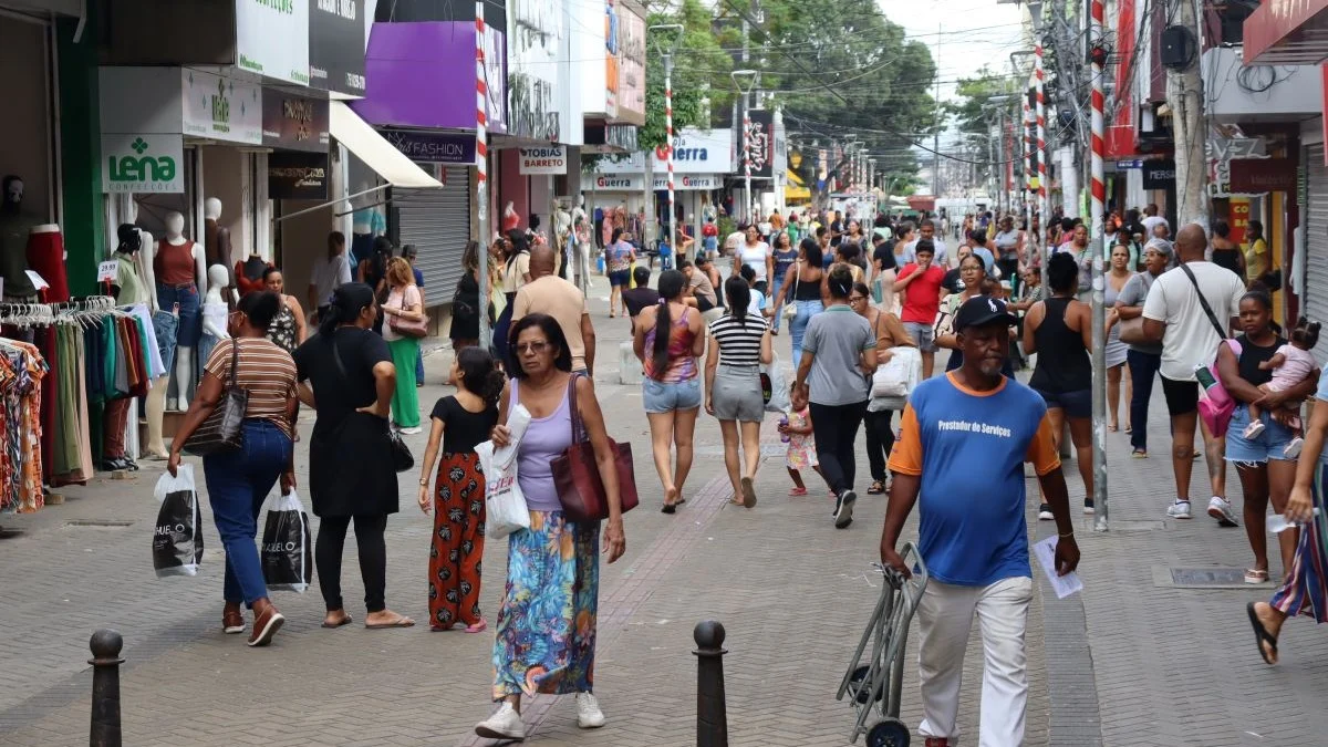 Finados: veja como vai funcionar o comércio de Feira de Santana no feriado do 2 de novembro
